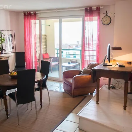Bazacle Apartmán *